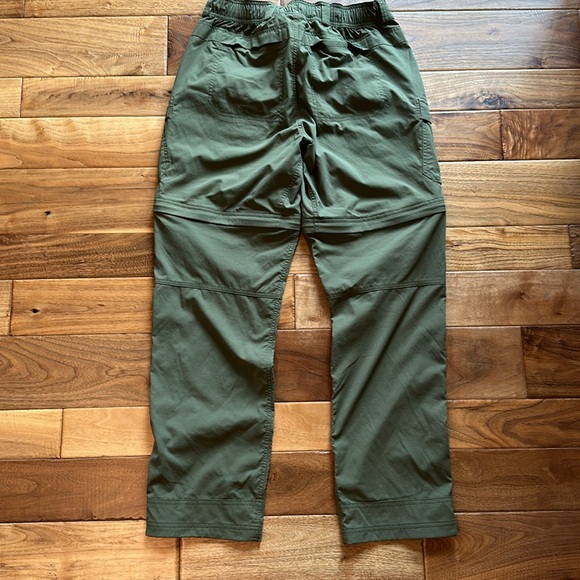 REI Co op convertible hiking pant. - Picture 7 of 7